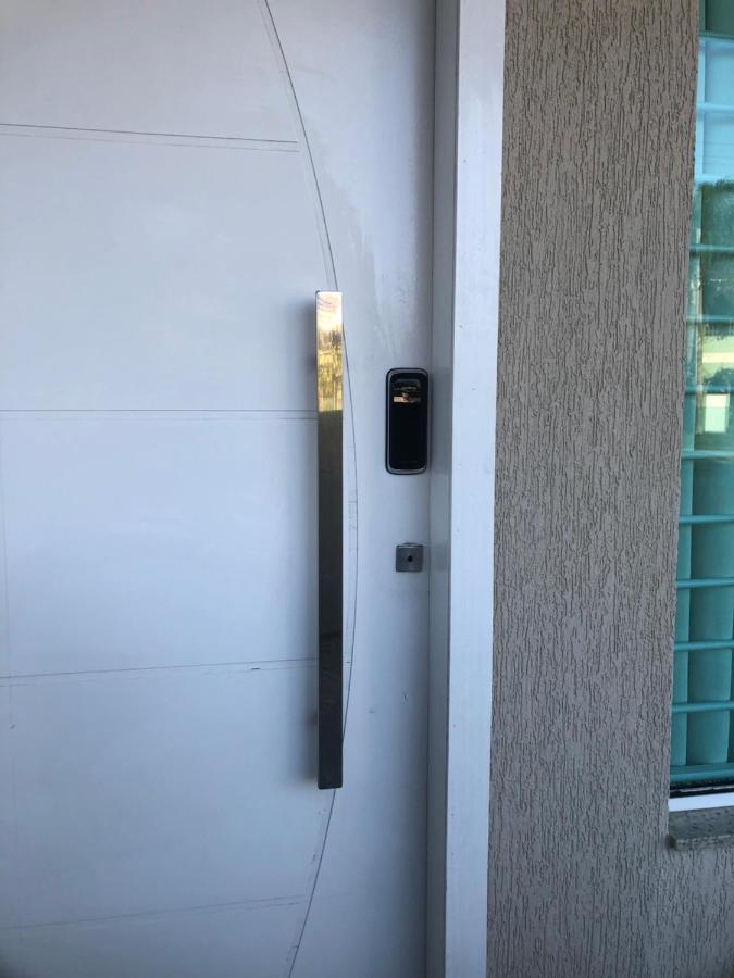 Casas Para Locacao Em 邦比尼亚斯 外观 照片
